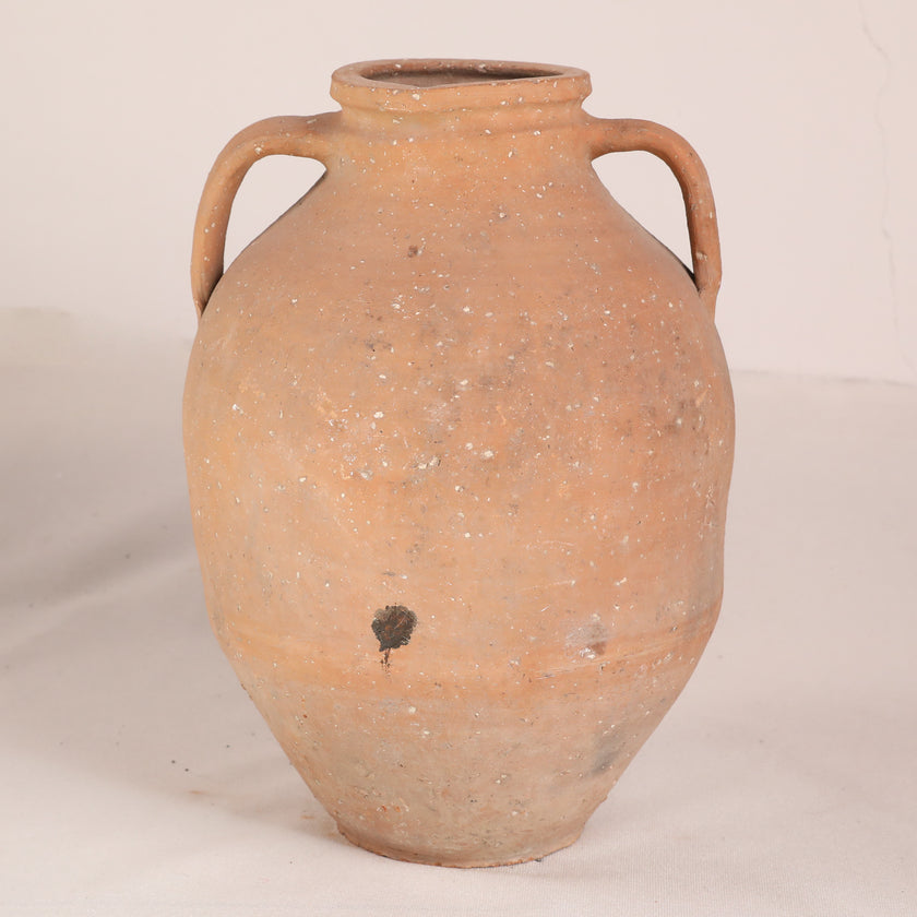 Olive Jar ZK235 (15 h x 32 c)