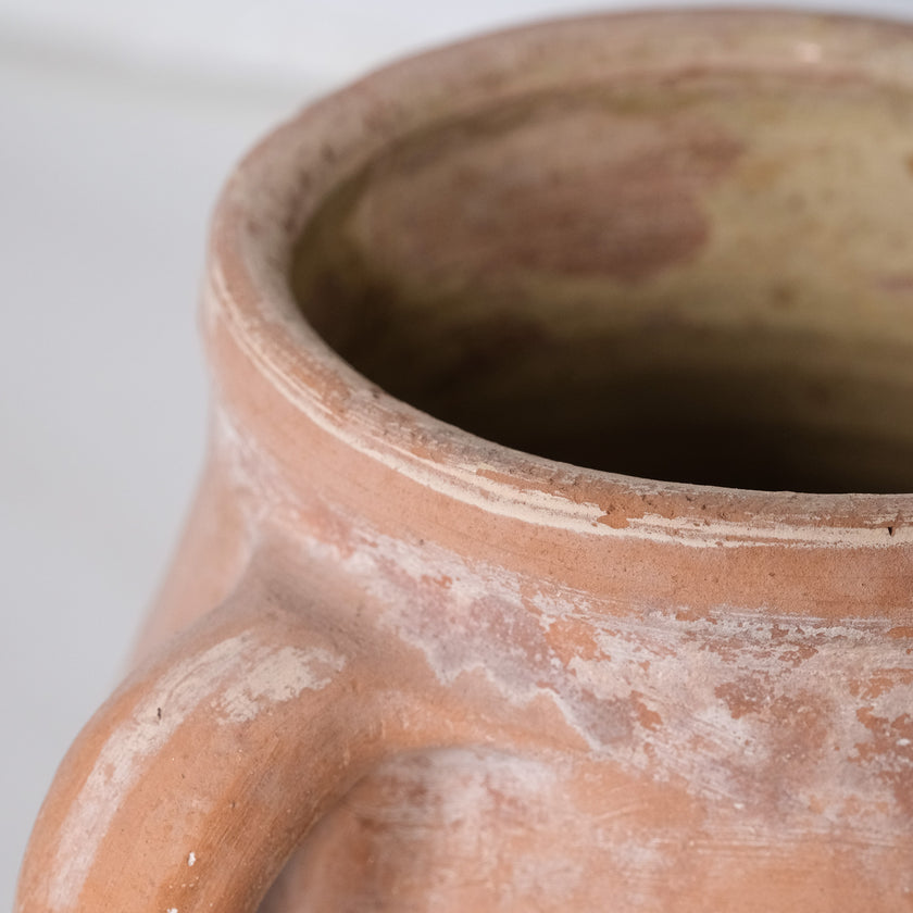 Olive Jar ZK237 (17 h x 33 c)