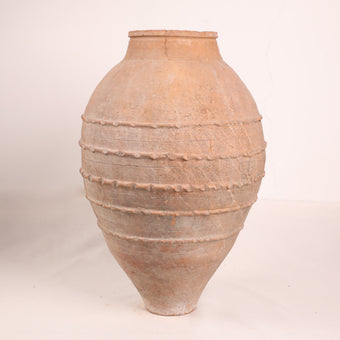 Olive Jar ZK247 (31 h x 63 c)