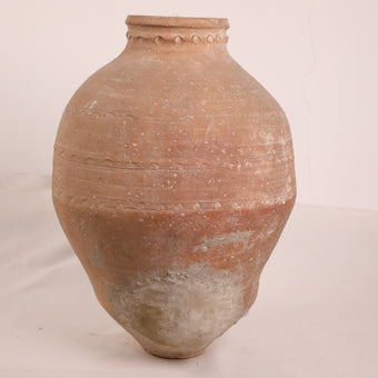 Olive Jar ZK251 (27 h x 61 c)