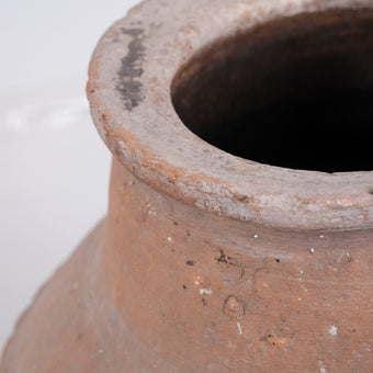 Olive Jar ZK252 (24 h x 52 c)