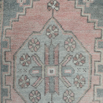 ZM102 Handwoven Vintage Rug 1’8x3'4