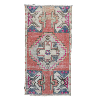 ZM113 Handwoven Vintage Rug 1’7x2’11
