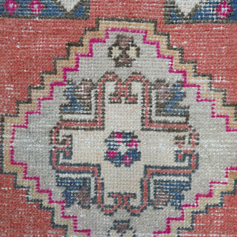 ZM113 Handwoven Vintage Rug 1’7x2’11