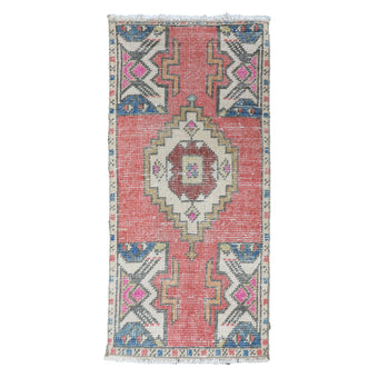 ZM120 Handwoven Vintage Rug 1’5x2’11