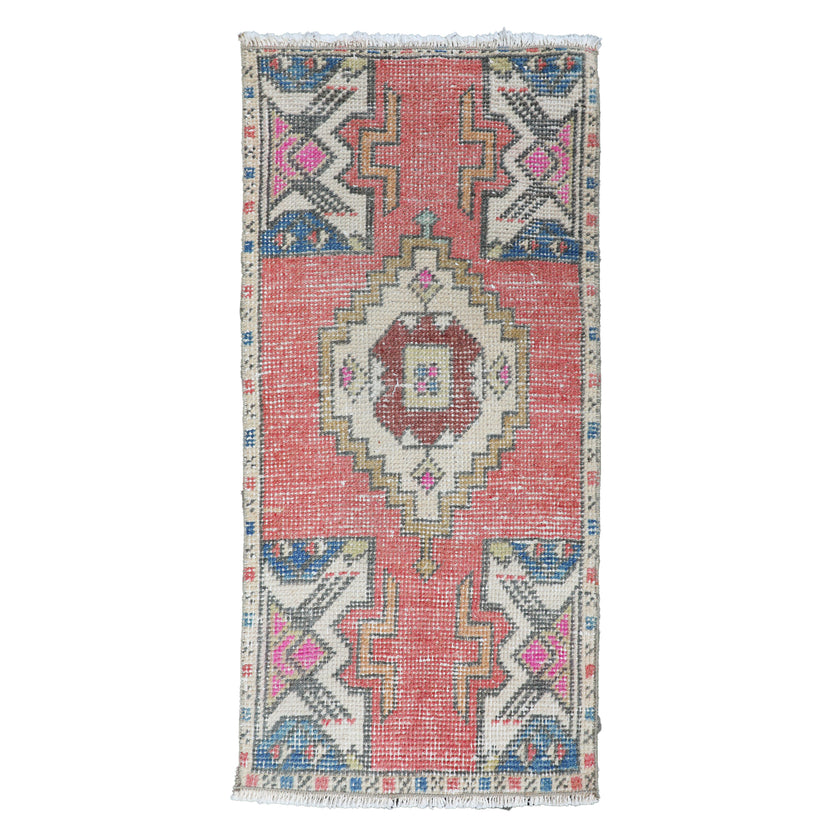 ZM120 Handwoven Vintage Rug 1’5x2’11