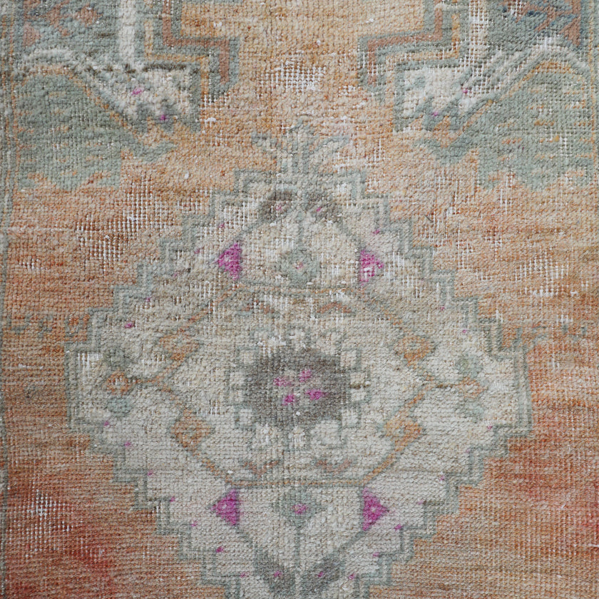 ZM124 Handwoven Vintage Rug 1’8x3'4