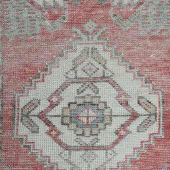 ZM127 Handwoven Vintage Rug 1’6x3
