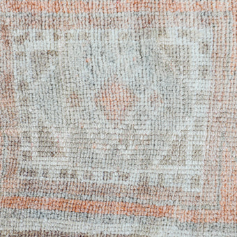 ZM136 Handwoven Vintage Rug 1’7x2'9