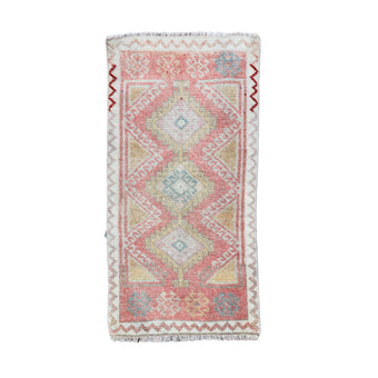 ZM140 Handwoven Vintage Rug 1’4x2’8