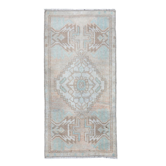ZM174 Handwoven Vintage Rug 1’5x2'10