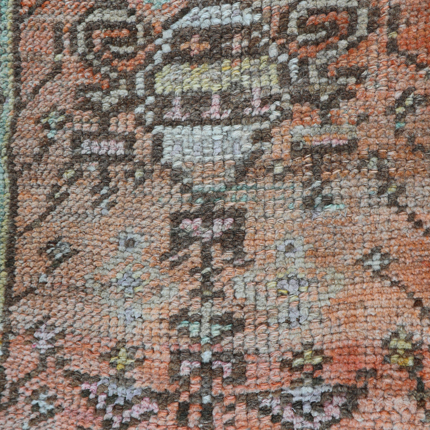 ZM182 Handwoven Vintage Rug 1’5x2'7
