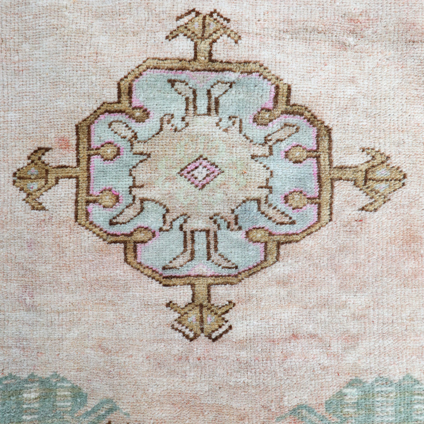 ZM191 Handwoven Vintage Rug 1’6x3’1