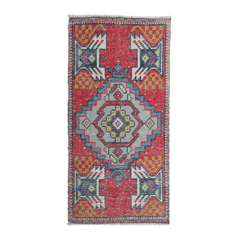 ZM194 Handwoven Vintage Rug 1’9x3