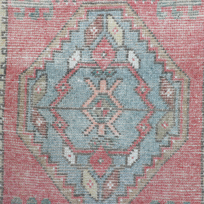 ZM210 Handwoven Vintage Rug 1’6x3