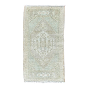 MB211 Handwoven Vintage Rug 1'4x3’4