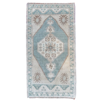 MB229 Handwoven Vintage Rug 1'4x3’9