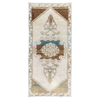 MB230 Handwoven Vintage Rug 1'6x3’4