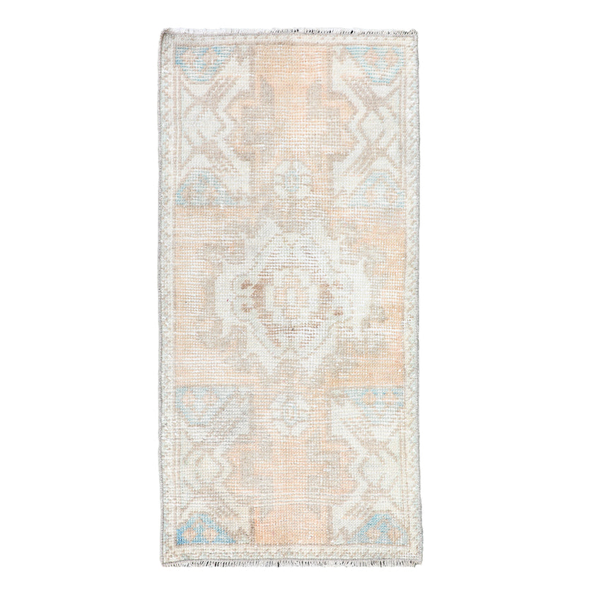 ZM235 Handwoven Vintage Rug 1’6x2'11