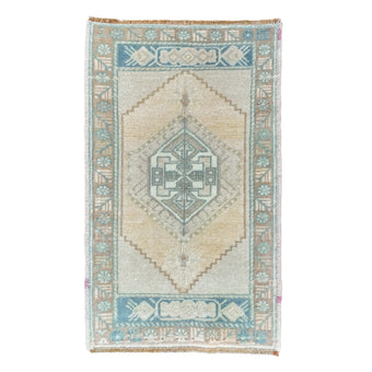 MB243 Handwoven Vintage Rug 1'11x3’4