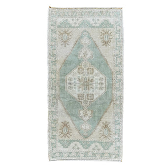 MB246 Handwoven Vintage Rug 1'11x3’11