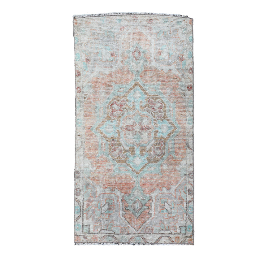 ZM246 Handwoven Vintage Rug 1’5x2'9