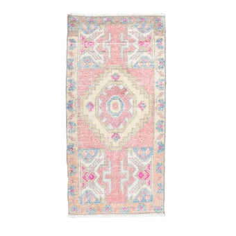 ZM271 Handwoven Vintage Rug 1’5x2’10