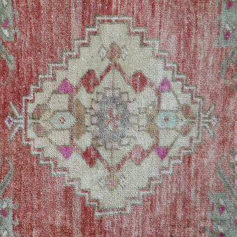 ZM275 Handwoven Vintage Rug 1’5x2’8