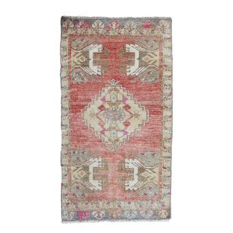 ZM275 Handwoven Vintage Rug 1’5x2’8