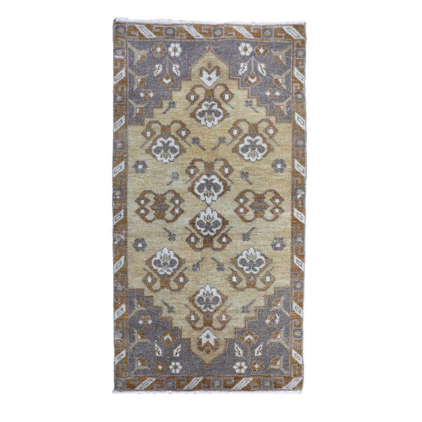 ZM281 Handwoven Vintage Rug 1’9x3'5