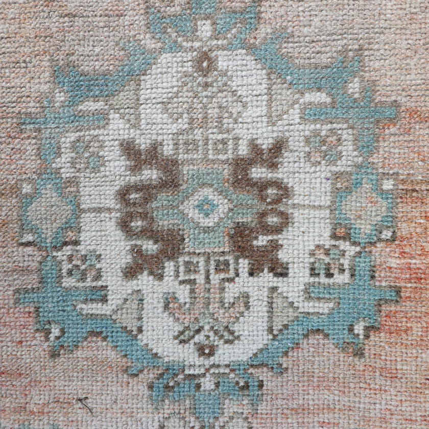 ZM284 Handwoven Vintage Rug 1’5x2’11