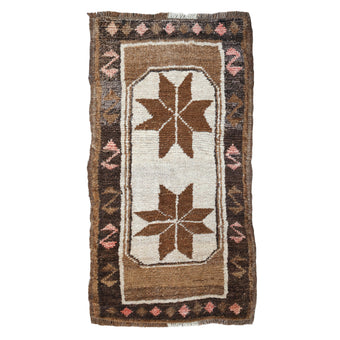 ZM302 Handwoven Vintage Rug 1’5 x 2’9