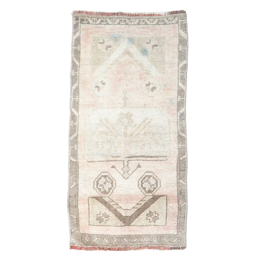 ZM307 Handwoven Vintage Rug 1’7 x 3'1