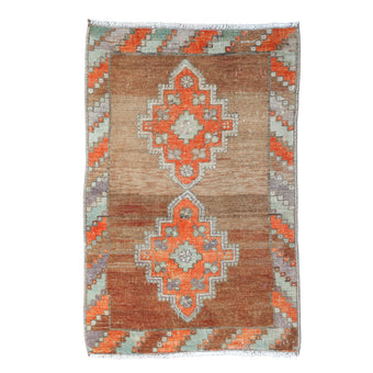 ZM318 Handwoven Vintage Rug 1’11 x 2’10