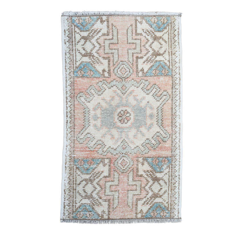 ZM366 Handwoven Vintage Rug 1’7 x 2’9