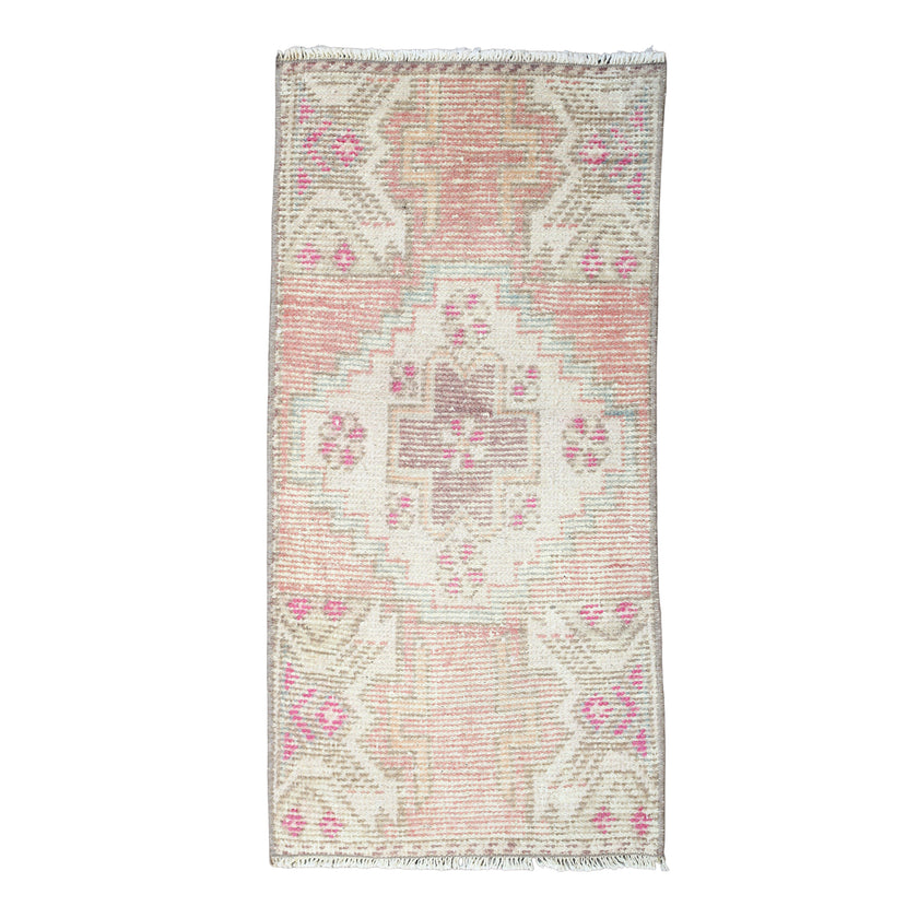 ZM370 Handwoven Vintage Rug 1’5 x 3
