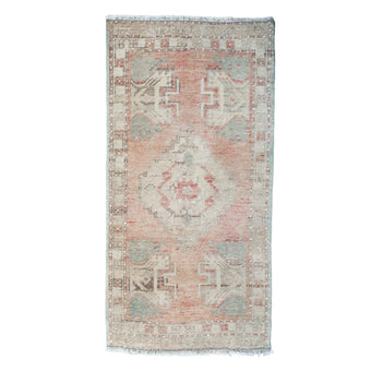 ZM379 Handwoven Vintage Rug 1’8 x 3’4