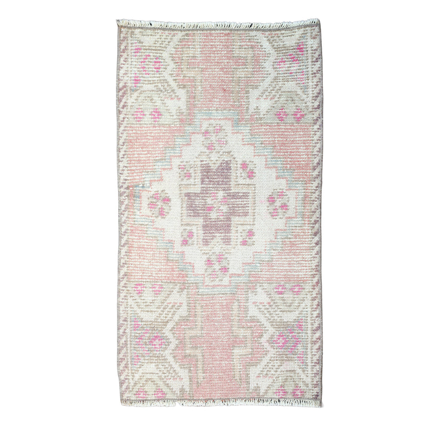 ZM383 Handwoven Vintage Rug 1’7 x 2'10