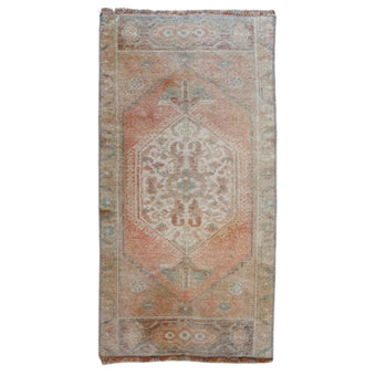 ZM385 Handwoven Vintage Rug 1’8 x 3’2