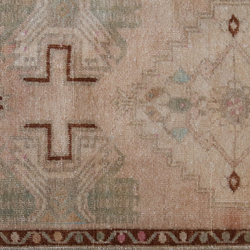 ZM390 Handwoven Vintage Rug 1’8 x 3’3