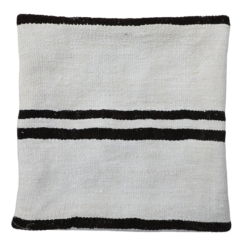 ZP114 Rug Pillow 20x20