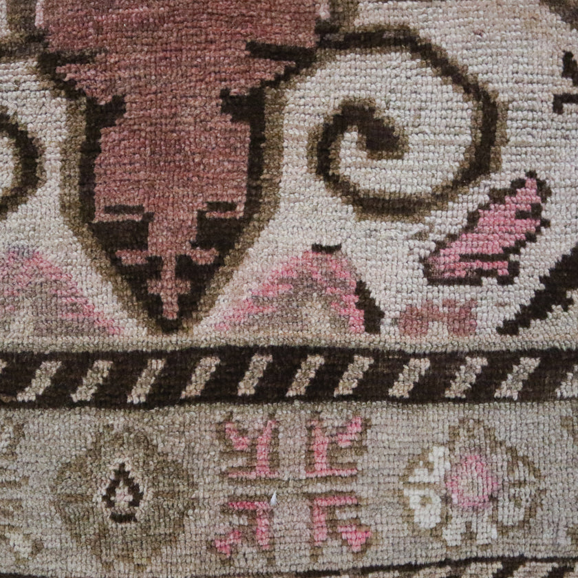 ZU600 Handwoven Vintage Rug 7’4 x 11’1