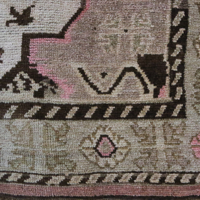 ZU600 Handwoven Vintage Rug 7’4 x 11’1