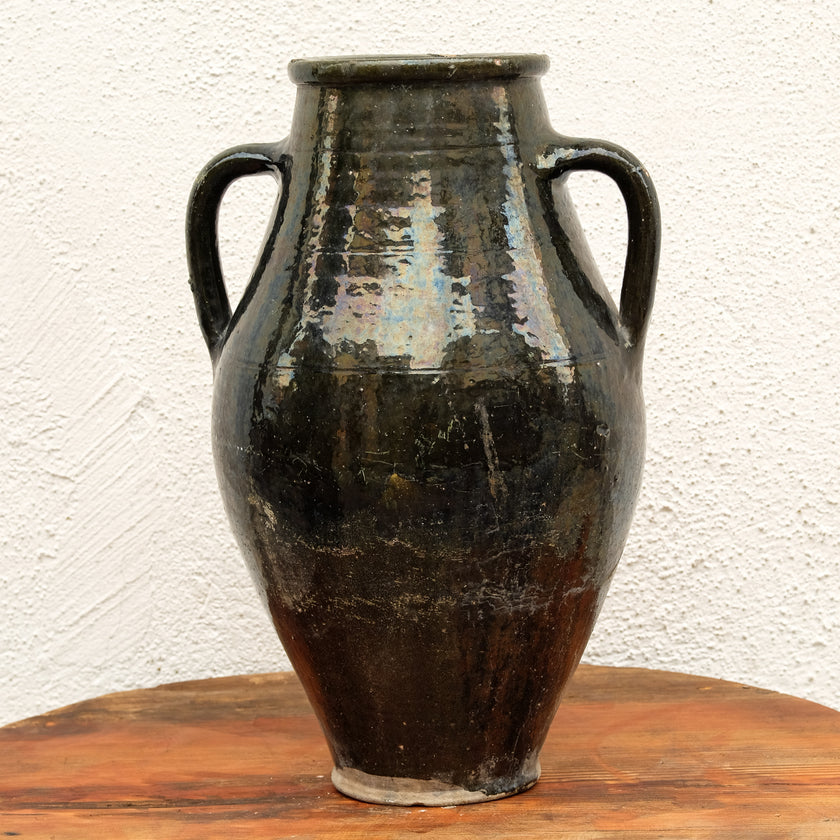 Olive Jar 109 (17x32)