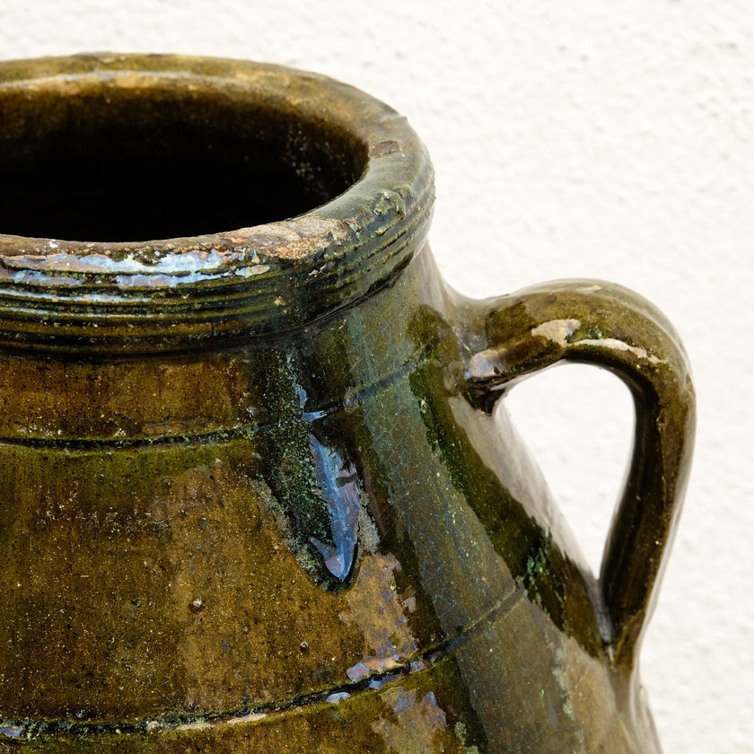 Olive Jar 115 (21x40)