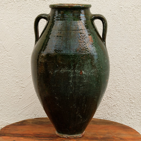 Olive Jar 121 (22x40)