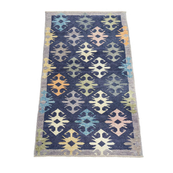 15079 Handwoven Rug 2'9x5'8