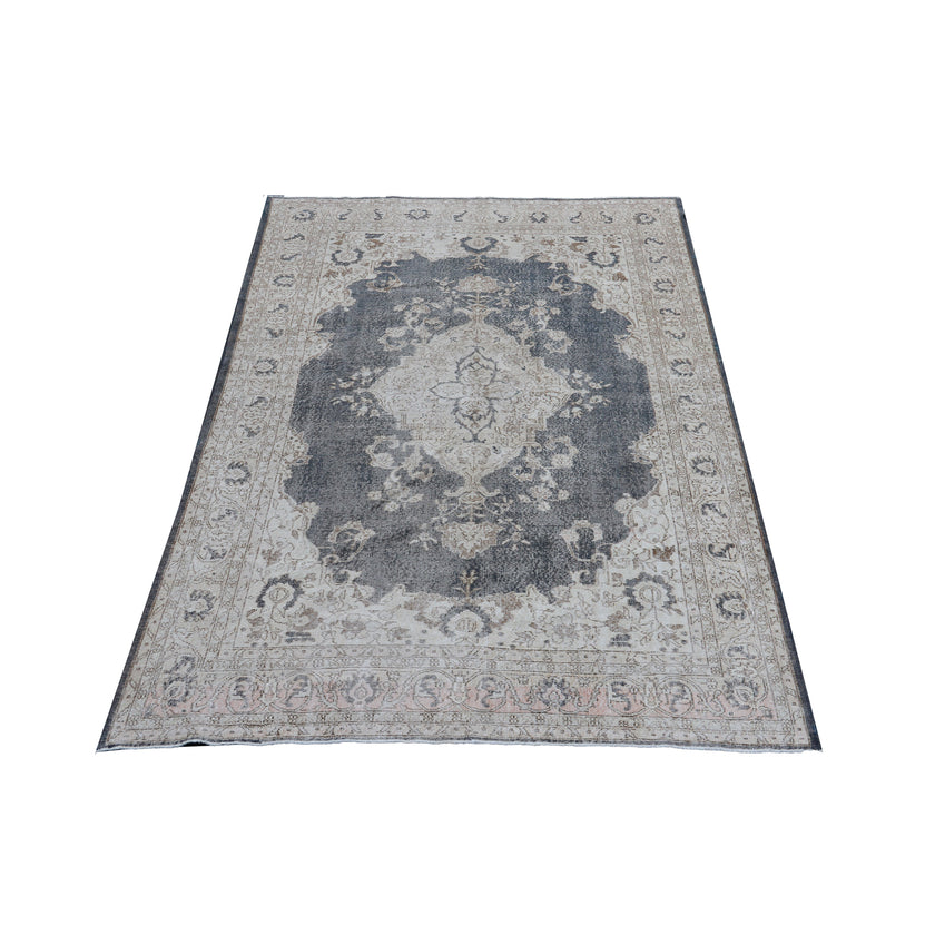 15394 Handwoven Vintage Rug 7'4x10'7