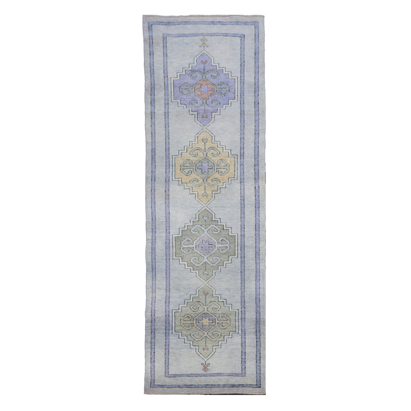 15611 Handwoven Rug 2’8x9’11