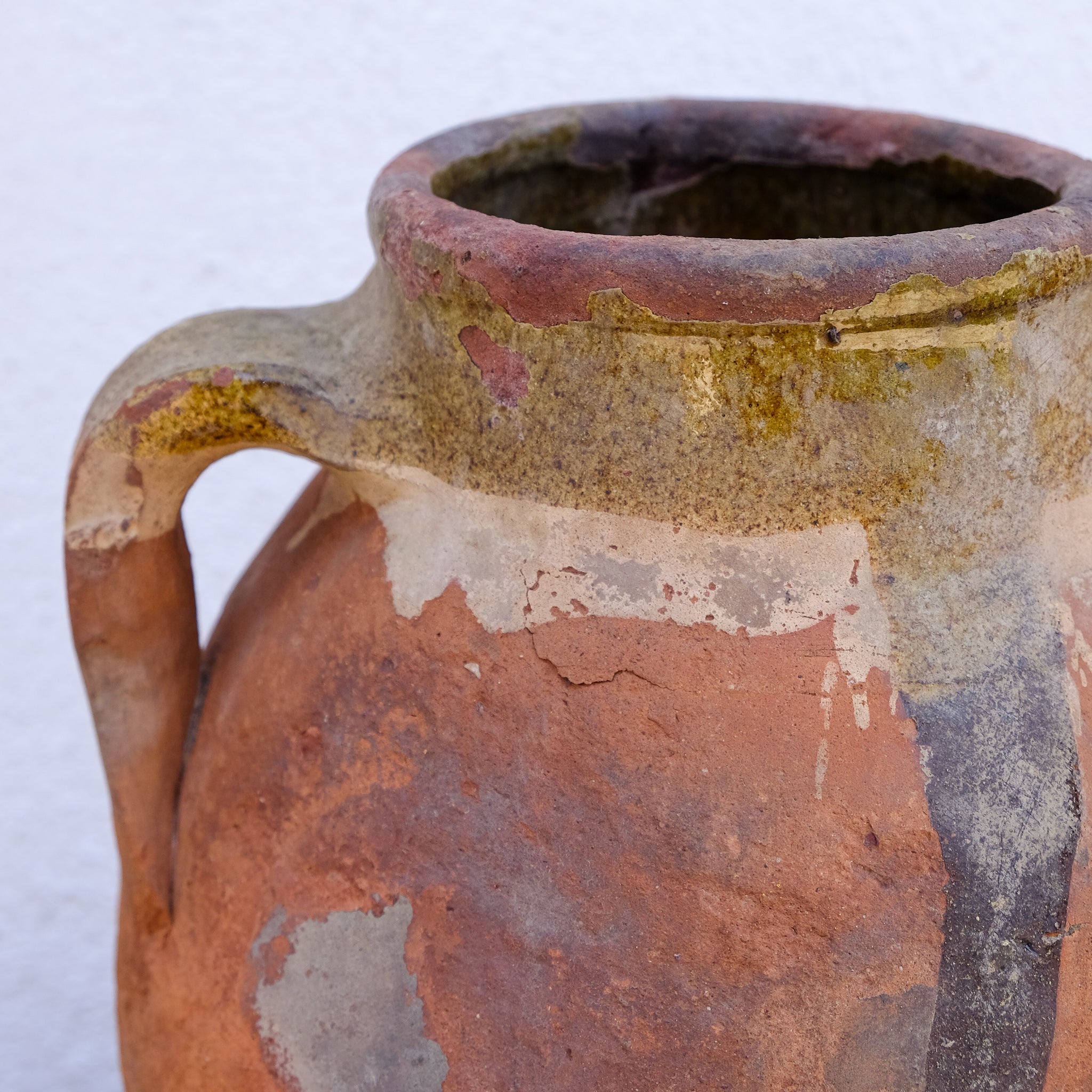 Olive Jar 158 (18x34) – Zuma Imports